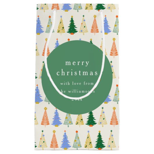 Niedlicher Weihnachtsbaum Rote Grüne Familie Perso Kleine Geschenktüte (Vorderseite)