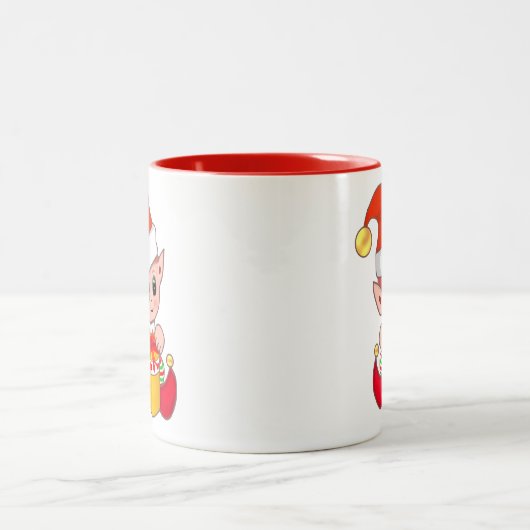 Niedlicher Weihnachtself mit Geschenkboxen Zweifarbige Tasse (Mittel)