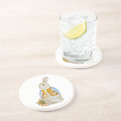 Niedlicher Weihnachtshase mit einem Korb mit Ficht Getränkeuntersetzer (Seite)