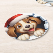 Niedlicher Weihnachtshund durch die Mauer illustri Runder Pappuntersetzer (Angewinkelt)