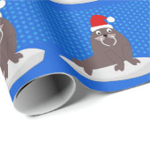 Niedlicher Weihnachtswalrus und Schneeflocken Geschenkpapier (Rolleneckpunkt)