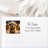 Niedlicher WeihnachtsWelpe auf einer schneebedeckt (Insitu)