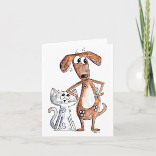 Niedlicher, weißbrauner Hund und graue Katze Karte