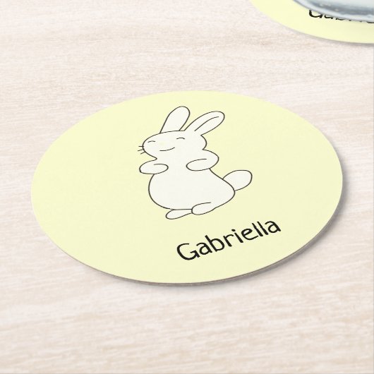 Niedlicher weißer Hengst personalisierter Name gel Runder Pappuntersetzer (Angewinkelt)