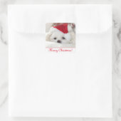 Niedlicher, weißer maltesischer Welpenhund in eine Quadratischer Aufkleber (Tasche)