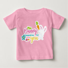 NIEDLICHER WEISSER OSTBUNNY MIT KARROTEN UND EIERN BABY T-SHIRT