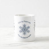 Niedlicher weißer Stoß auf einer Zweigniederlassun Kaffeetasse (Mittel)