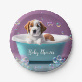 Niedlicher Welpe in einer Badewanne mit Seifenblas Pappteller (Vorderseite)