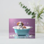 Niedlicher Welpe in einer Badewanne mit Seifenblas Postkarte (Stehend Vorderseite)