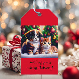 Niedlicher Welpe und Katze unter Weihnachtsbaum Geschenkanhänger