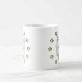 Niedlicher Westhochland-weißer Terrier-Hund und Kaffeetasse (Mittel)