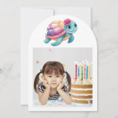 Niedlicher Whimsical Floral Turtle Girly Kindergeb Einladung (Rückseite)