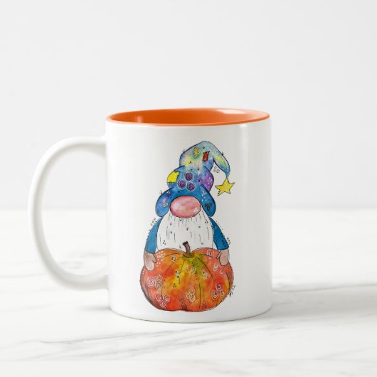 Niedlicher Whimsischer Herbstgnome mit Pumpkin Zweifarbige Tasse (Links)