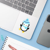 Niedlicher Winterpinguin Aufkleber (Laptop mit iPhone)