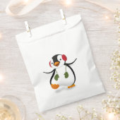 Niedlicher Winterpinguin Geschenktütchen (Ausgeschnitten)