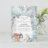 Niedlicher Winterwald Weihnachtsmädchen Geburtstag Einladung (Stehend Vorderseite)