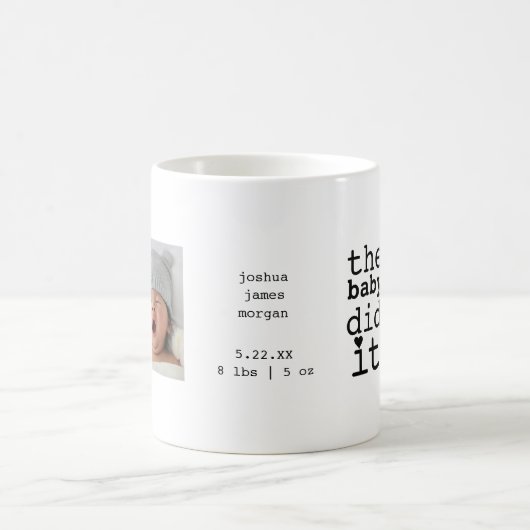 Niedlicher Witz, das Baby hat es Spaß Zitat Kaffeetasse (Mittel)