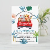 Niedlicher Zoo-Dschungelbaum Traktor Junge Geburts Einladung (Stehend Vorderseite)