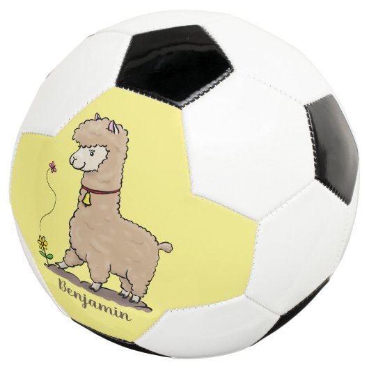 Niedliches Alpaca mit Schmetterling-Cartoon Fußball (Dreiviertel)