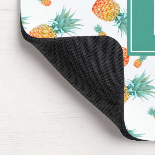 Niedliches Ananas Fruchtmuster Monogramm Mousepad (Ecke)