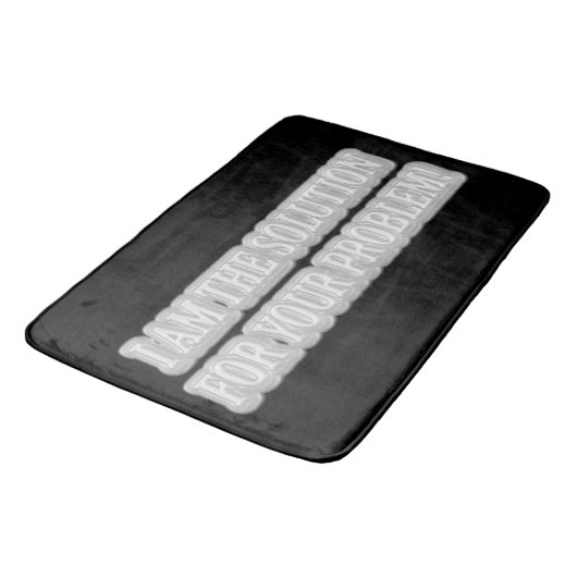 Niedliches Artwork Design über "I AM THE SOLUTION" Badematte (Schrägansicht)