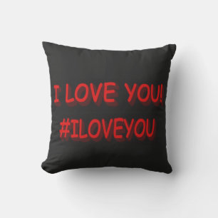 Niedliches Ausdrucksdesign "I LIEBE YOU!". Jetzt k Kissen
