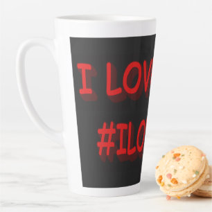 Niedliches Ausdrucksdesign "I LIEBE YOU!". Jetzt k Milchtasse
