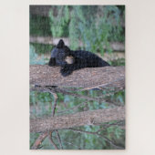Niedliches Baby Black Bear Cub Klettergarten Puzzle (Vertikal)