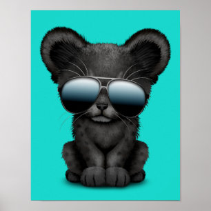 Niedliches Baby Black Panther mit Sonnenbrille Poster