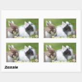 Niedliches Baby Bunny Rabbits mit Blume Rechteckiger Aufkleber (Blatt)