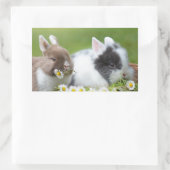 Niedliches Baby Bunny Rabbits mit Blume Rechteckiger Aufkleber (Tasche)