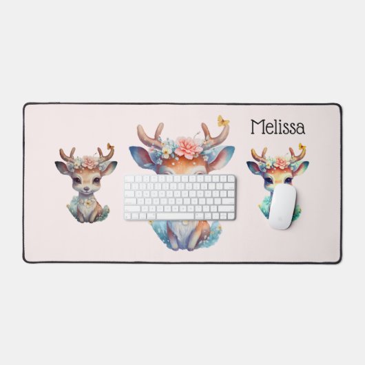 Niedliches Baby Deh mit Antlern und Blume Schreibtischunterlage (Tastatur & Maus)