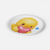 Niedliches Baby-Duckling mit rosafarbenem Valentin Pappteller (Schrägansicht)