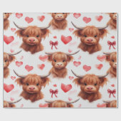 Niedliches Baby Highland Cow Valentine Herzmuster  Geschenkpapier (Flach)