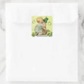 NIEDLICHES BABY HUGGING RABBIT IRISH ST. PATRICK'S QUADRATISCHER AUFKLEBER (Tasche)
