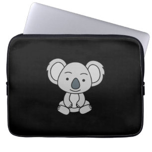 Niedliches Baby Koala mit einem Lächeln im Boden Laptopschutzhülle