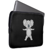Niedliches Baby Koala mit Lächeln Stehend Laptopschutzhülle (Vorne Rechts)