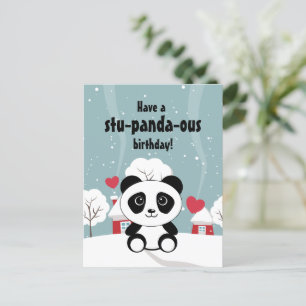 Niedliches Baby Panda im Winterschnee grau Postkarte