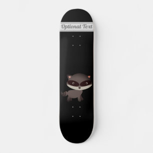 Niedliches Baby Raccoon mit Blume  Skateboard