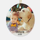 Niedliches Baby's First Christmas Custom Foto Name Keramikornament (Links)