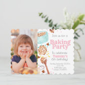 Niedliches Backen Foto Geburtstag einladen Einladung (Stehend Vorderseite)