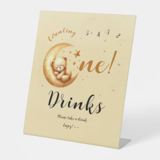 Niedliches Bärenschlafen auf dem Mond 1. Geburtsta Sockelschild