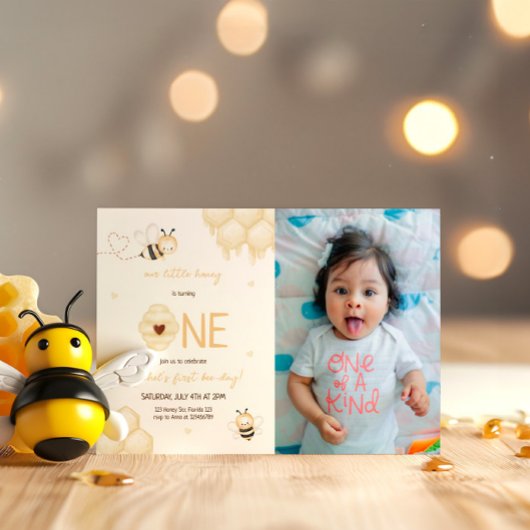 Niedliches Bienenhonig Erstes Bienentag-Foto Einladung