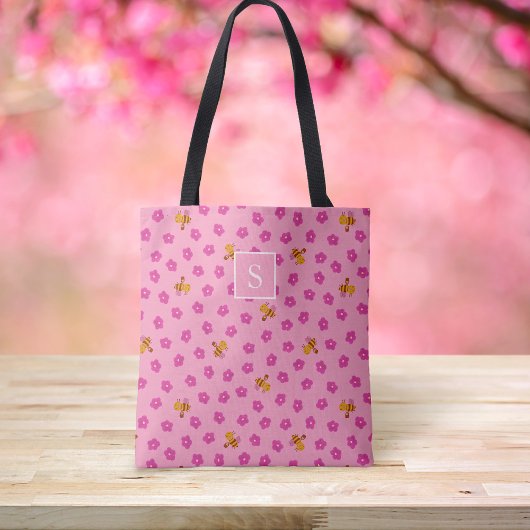 Niedliches Bienenmuster und Blume Monogramm rosa Tasche