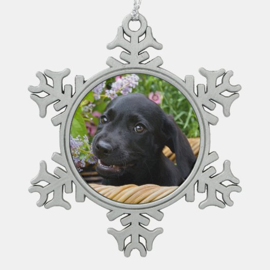Niedliches Black Labrador Retriever Doppy Puppy Fo Schneeflocken Zinn-Ornament (Vorderseite)