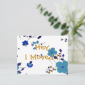 Niedliches Blau und Gold Blume Neue Adresse Ankündigungspostkarte (Stehend Vorderseite)