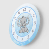 Niedliches blaues Elefantenkinder- oder Babykinder Große Wanduhr (Winkel)