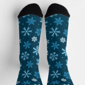 Niedliches Blaues Weihnachtsschneeflockenmuster Socken (Oben)
