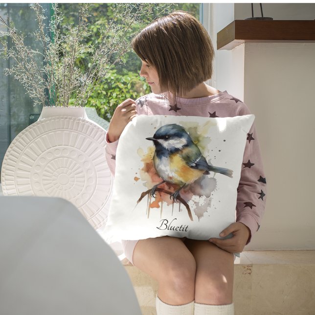 Niedliches Bluetit auf Zweig, Brauch Kissen (Von Creator hochgeladen)