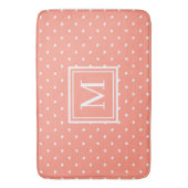 Niedliches Blush Pink & White Polka Dot Herzmuster Badematte (Vorderseite Vertikal)